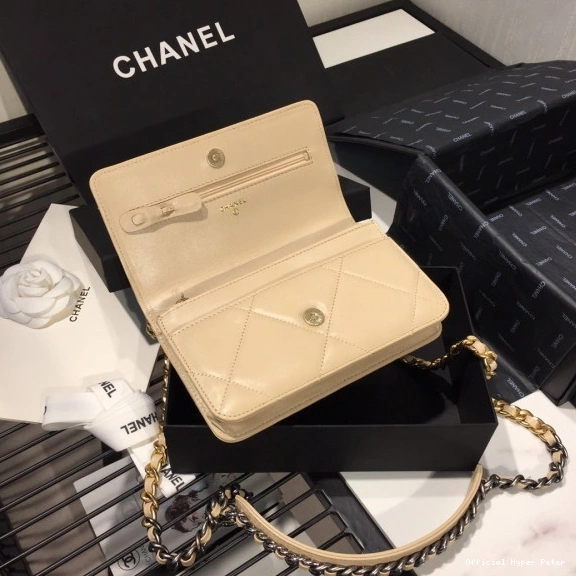 HyperPeter CHANEL CHAIN WALLET 0814